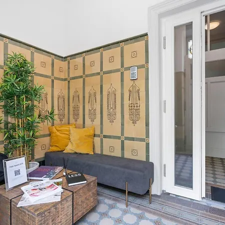 W Shared Bathroom&kitchen In Luxury Villa Luxemburgo