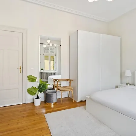 W Shared Bathroom&kitchen In Luxury * Luxembourg