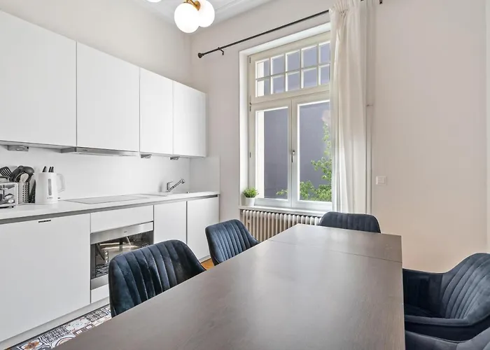 Villa W Shared Bathroom&kitchen In Luxury *