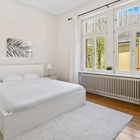 Vila W Shared Bathroom&kitchen In Luxury *